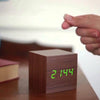 Holzwürfel LED-Wecker mit Sprachsteuerung Zeit/Datum/Temperaturanzeige