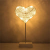 Herzförmige romantische LED Lampe Warmes Rattan Dekorative Tischlampe